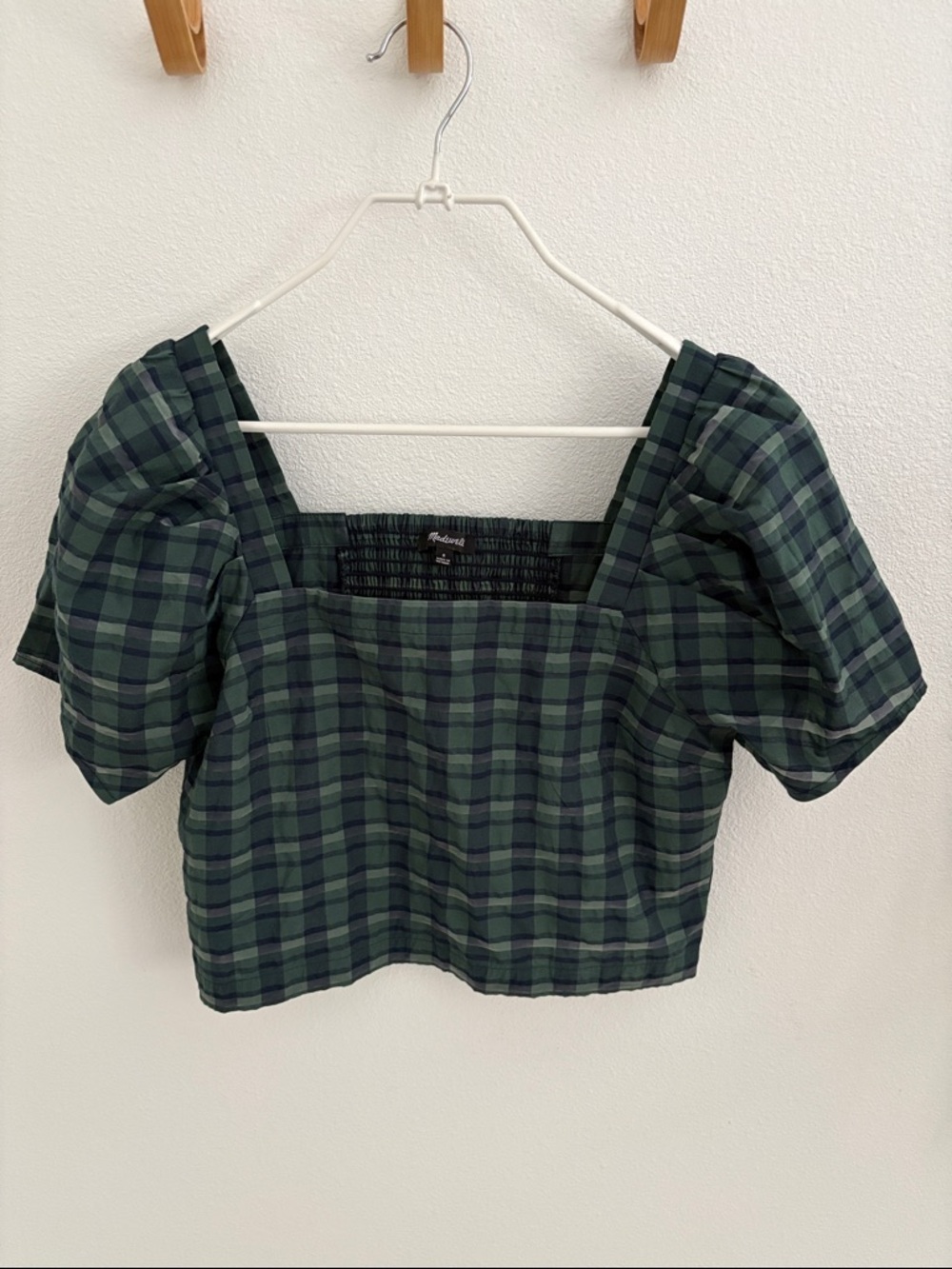 Madewell Puff Sleeve Plaid Crop Top in Green/Black